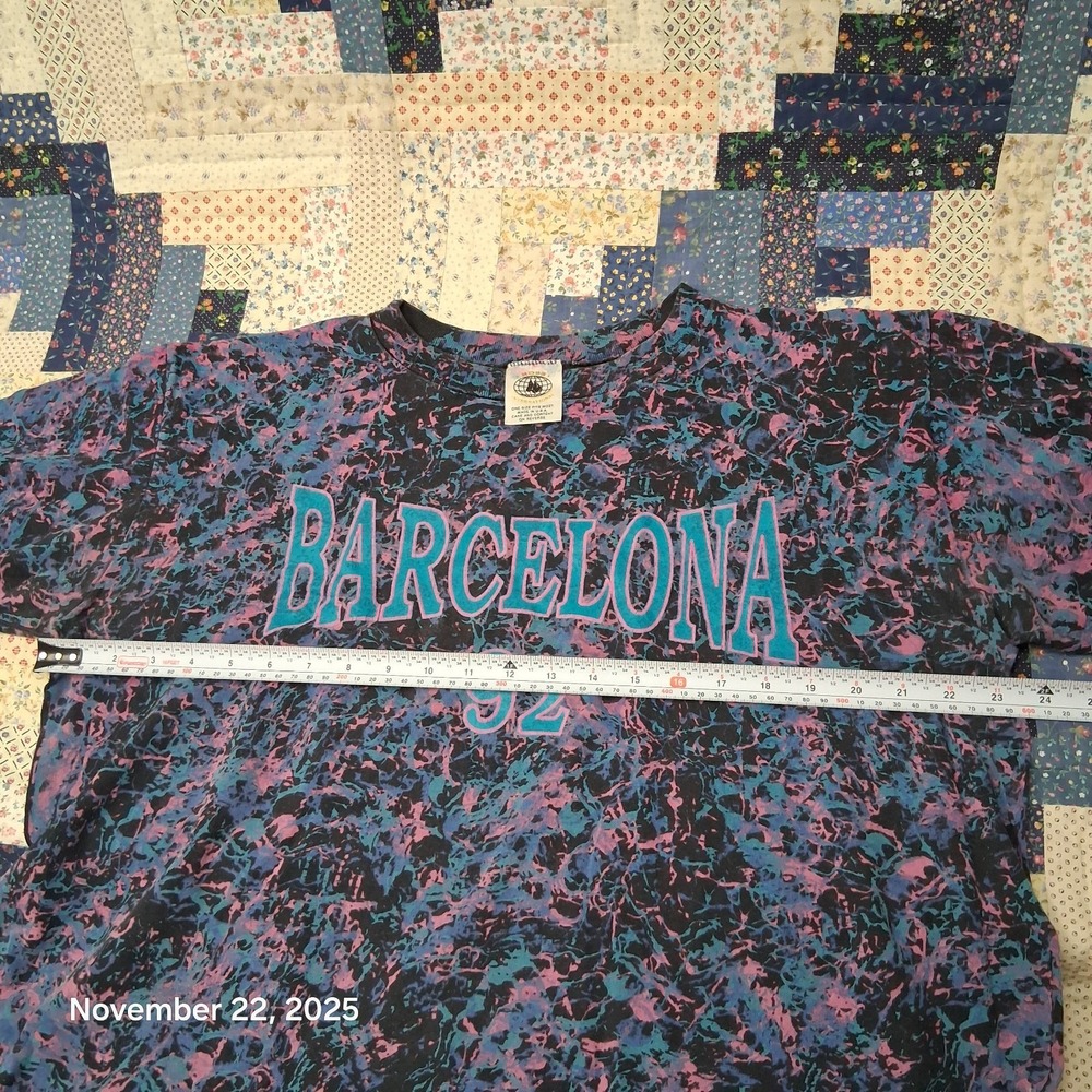VTG 1992 Barcelona T Shirt One Size Splatter Graphic All Over Rare Batik Street - Picture 9 of 11